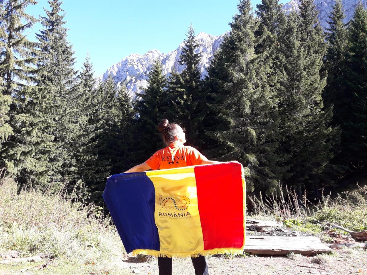 Pensiunea Kyfana Zărneşti Exteriör bild